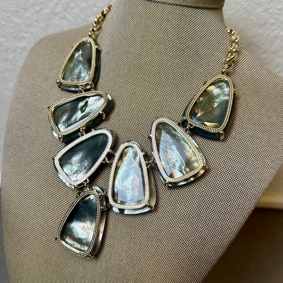 Kendra Scott Grey MOP Harlow Necklace - Picture 4 of 4